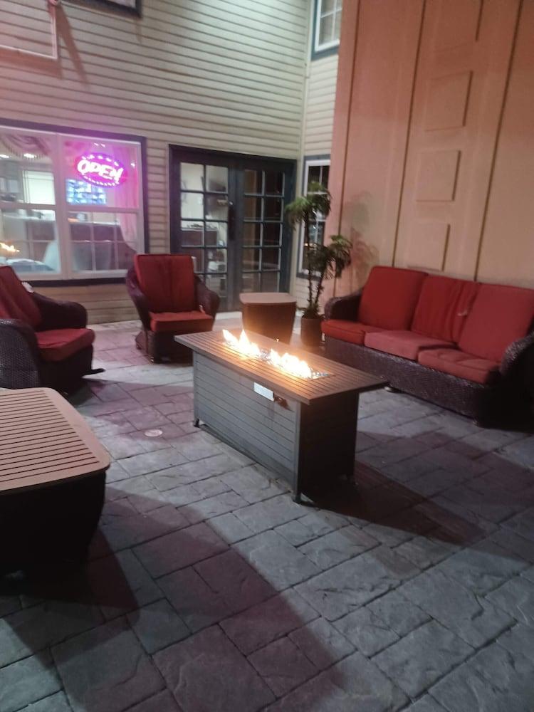 Docker'S Inn Branson Ngoại thất bức ảnh