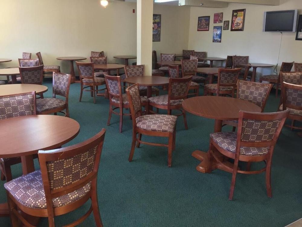 Docker'S Inn Branson Ngoại thất bức ảnh