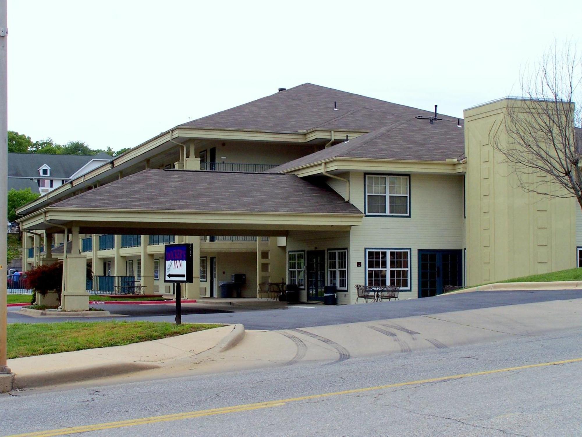 Docker'S Inn Branson Ngoại thất bức ảnh