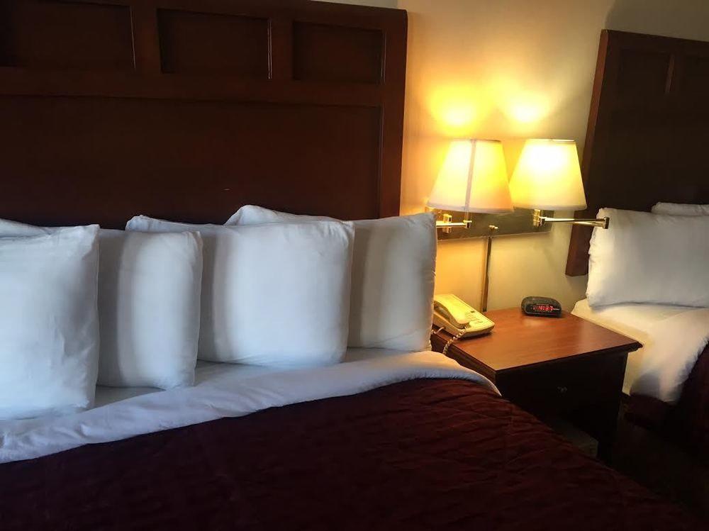 Docker'S Inn Branson Ngoại thất bức ảnh
