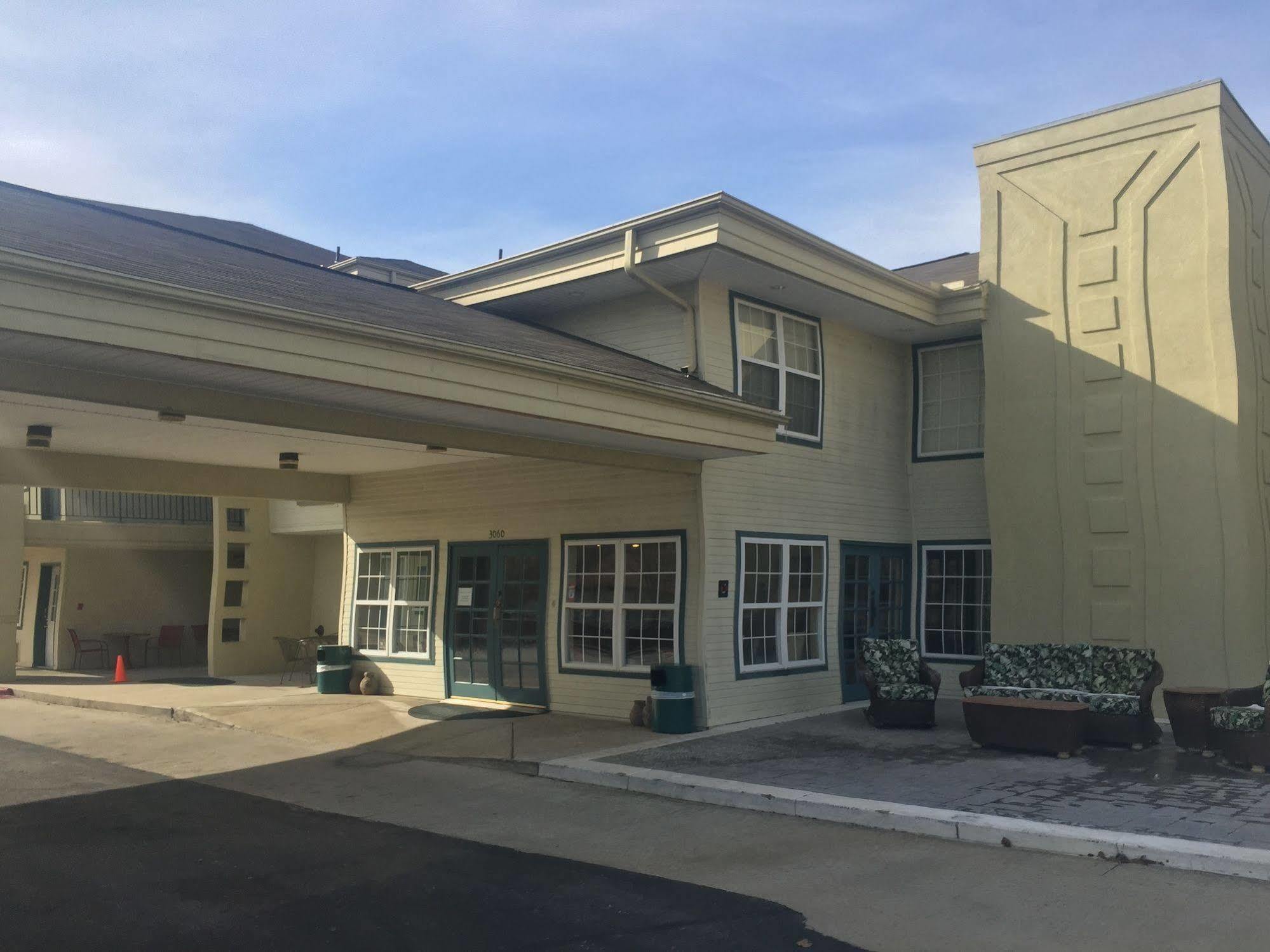 Docker'S Inn Branson Ngoại thất bức ảnh